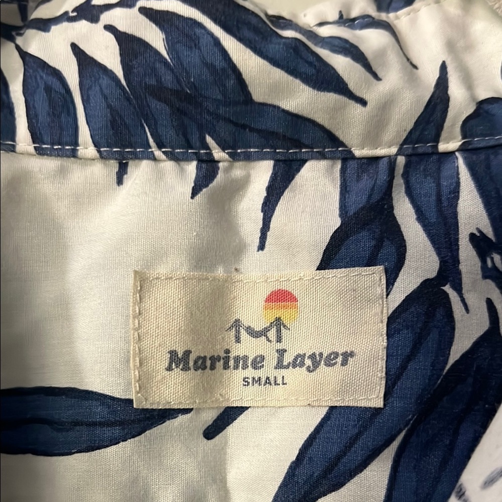 Marine Layer White and Blue Floral Short-Sleeve Button-Down Shirt - Picture 2 of 3